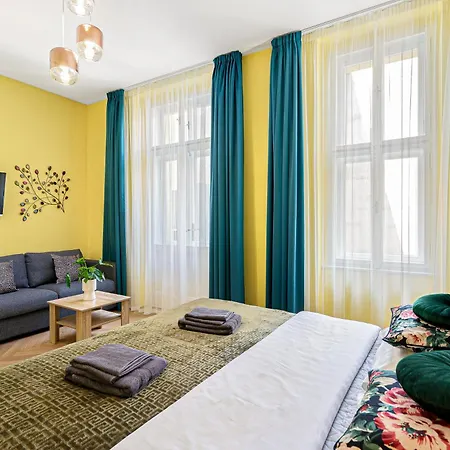 Oasis Apartments At Charles Square Prague Exterior photo